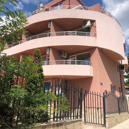 Femili Hotel Diveda Sveti Vlas Exterior photo