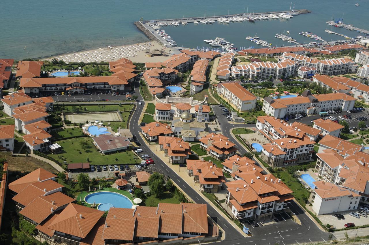 Femili Hotel Diveda Sveti Vlas Exterior photo